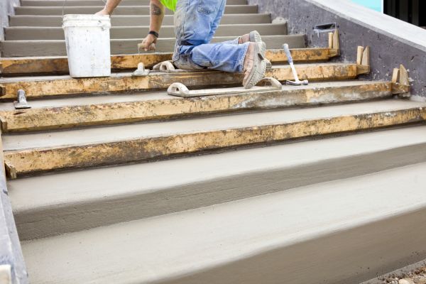 Concrete Steps Pouring in Lenexa
