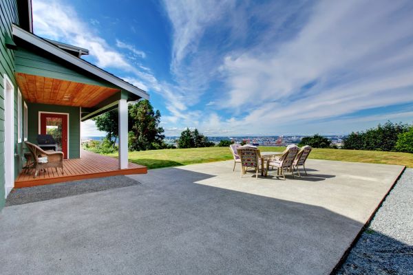 Backyard Concrete Paving in Lenexa